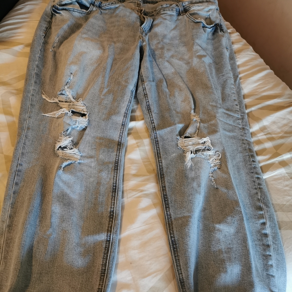 Plus size 22, Skinny Old Navy Boyfriend jeans